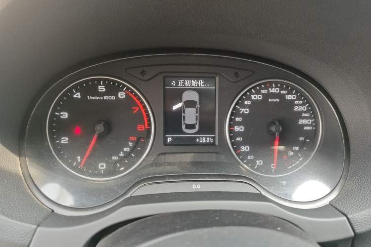 Used Audi A3 2014 Limousine 35 TFSI Automatic Fashion Model Instrument Cluster