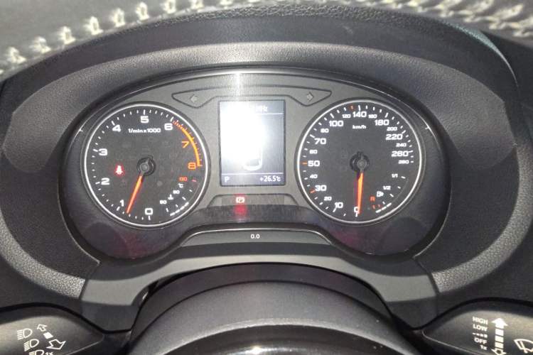 Used Audi A3 2014 Limousine 35 TFSI Automatic Comfort Model Instrument Cluster