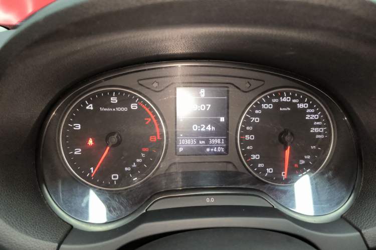 Used Audi A3 2014 Limousine 35 TFSI Automatic Comfort Model Instrument Cluster