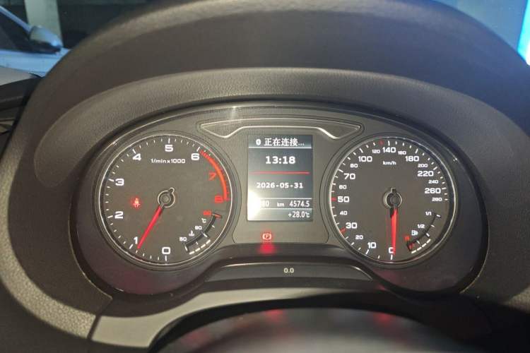 Used Audi A3 2014 Limousine 40 TFSI S line Comfort Model Instrument Cluster