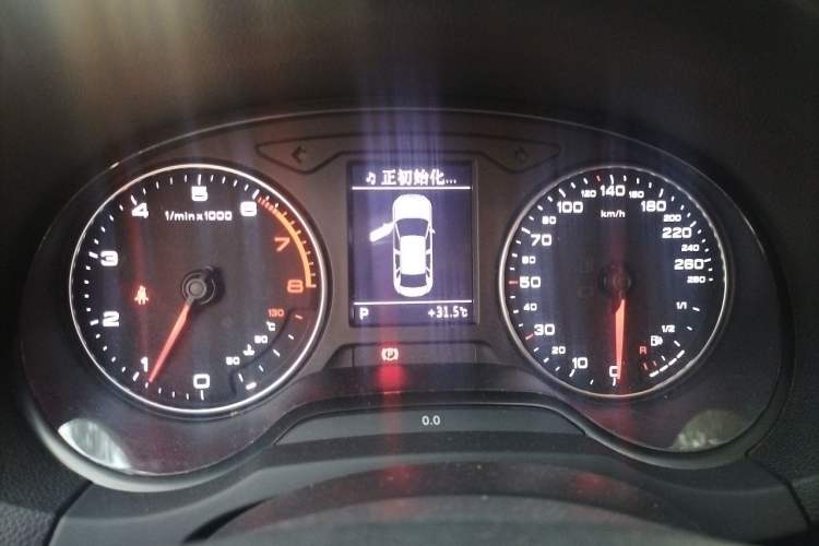 Used Audi A3 2014 Limousine 35 TFSI Automatic Advanced Model Instrument Cluster
