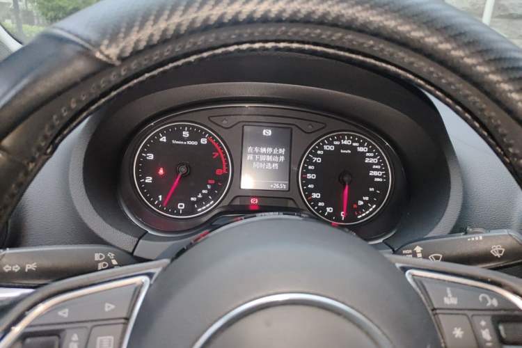 Used Audi A3 2014 Limousine 35 TFSI Automatic Comfort Model Instrument Cluster