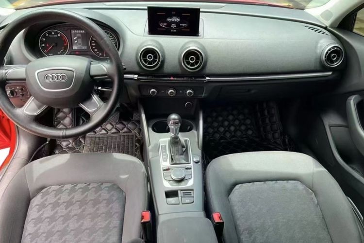 Used Audi A3 2014 Limousine 35 TFSI Automatic Advanced Model Interior 1
