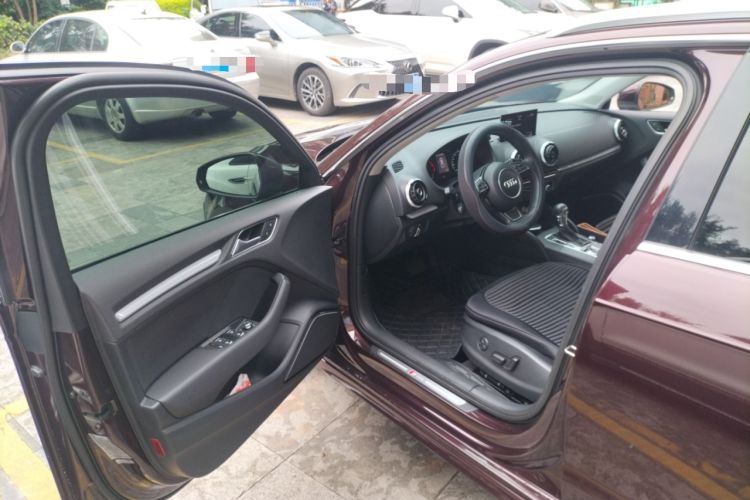 Used Audi A3 2014 Sportback 40 TFSI S line Luxury Model Interior 3