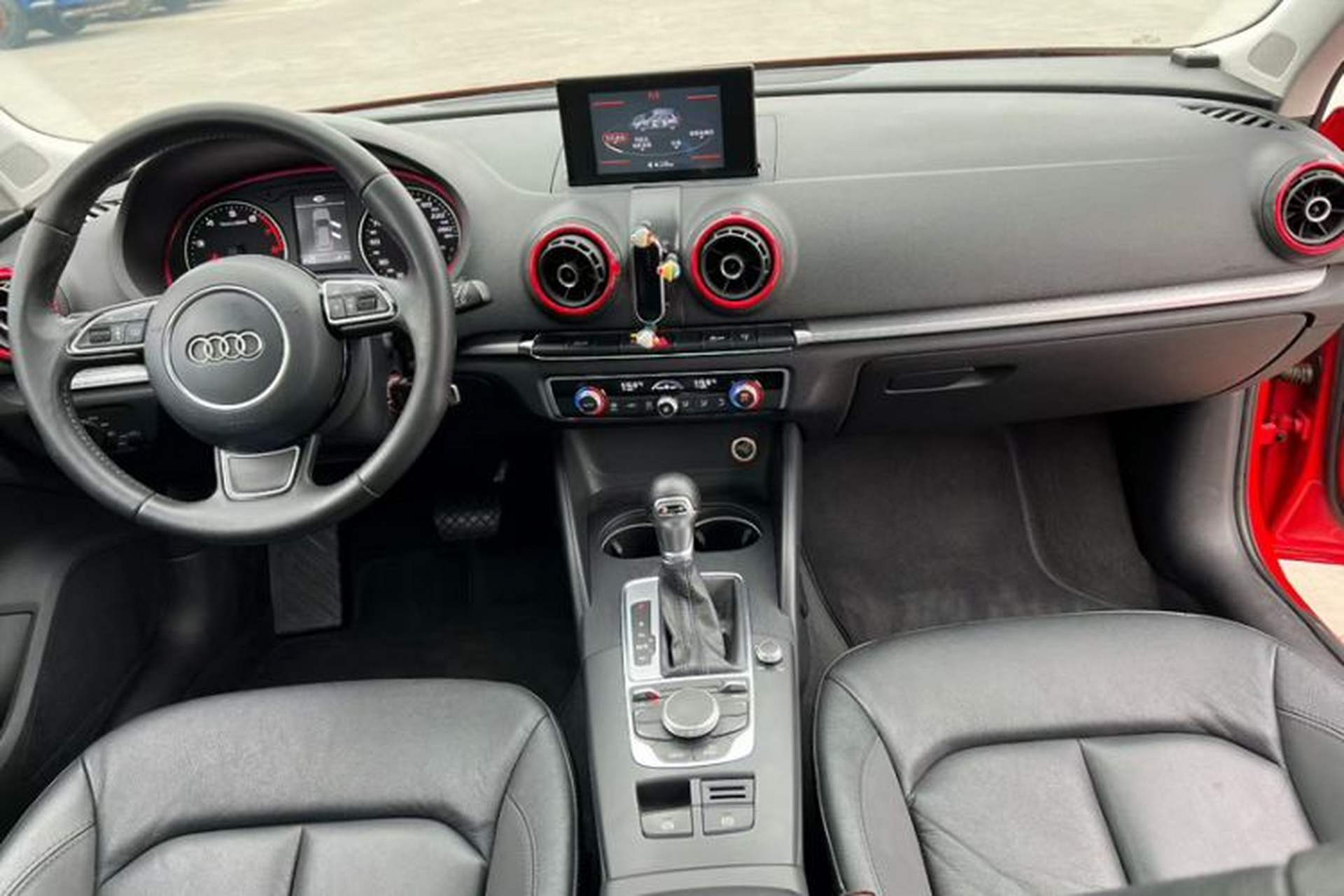 Used Audi A3 2014 Sportback 35 TFSI Automatic Comfort Model Interior 3