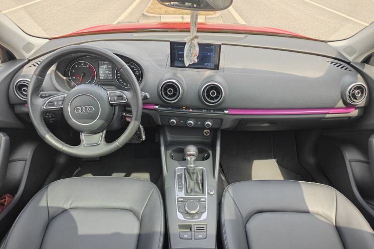 Used Audi A3 2014 Sportback 35 TFSI Automatic Style Edition Interior 3