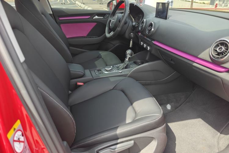 Used Audi A3 2014 Sportback 35 TFSI Automatic Style Edition Interior 4