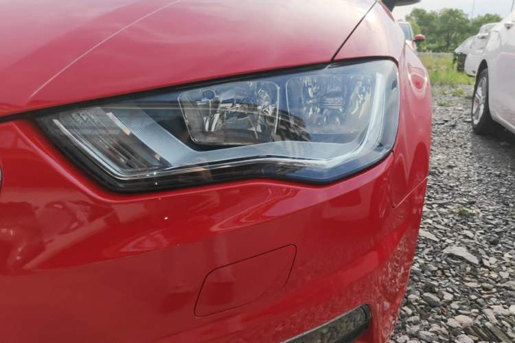 Used Audi A3 2014 Limousine 35 TFSI Automatic Advanced Model Left Front Headlight