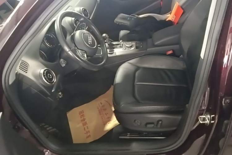 Used Audi A3 2014 Limousine 35 TFSI Automatic Comfort Model Left Front Seat
