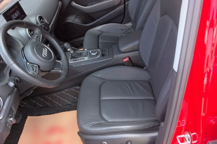 Used Audi A3 2014 Limousine 35 TFSI Automatic Comfort Model Left Front Seat