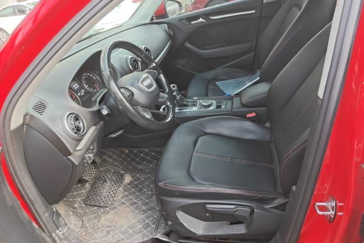 Used Audi A3 2014 Limousine 35 TFSI Automatic Advanced Model Left Front Seat