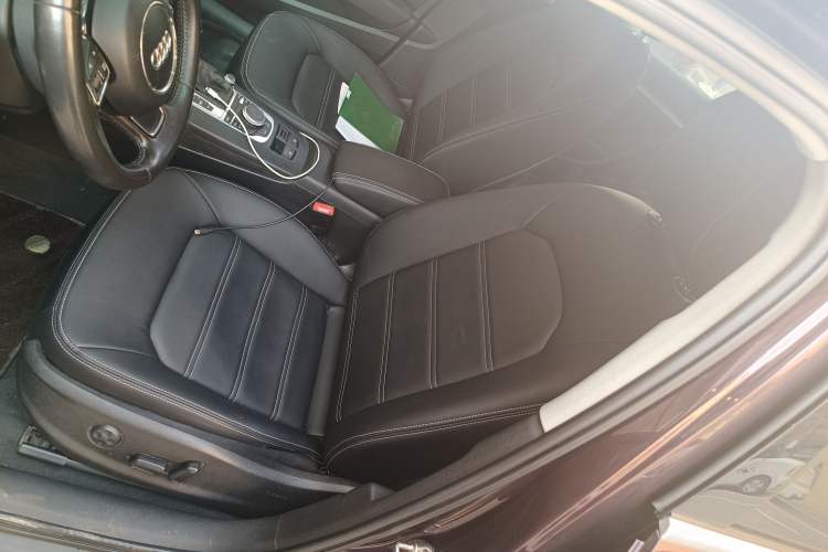 Used Audi A3 2014 Limousine 35 TFSI Automatic Fashion Model Left Front Seat