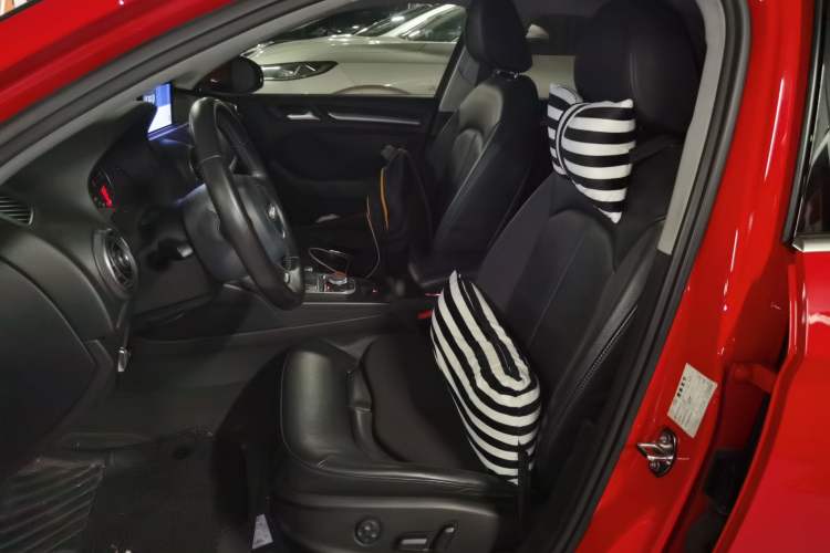 Used Audi A3 2014 Limousine 35 TFSI Automatic Comfort Model Left Front Seat