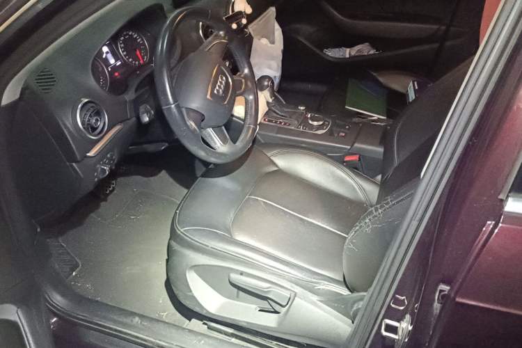 Used Audi A3 2014 Sportback 35 TFSI Automatic Ambition Edition Left Front Seat