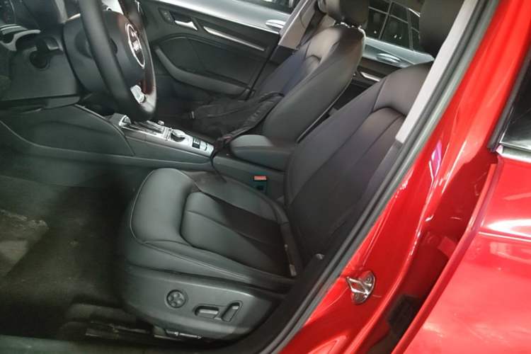 Used Audi A3 2014 Sportback 35 TFSI Automatic Style Edition Left Front Seat