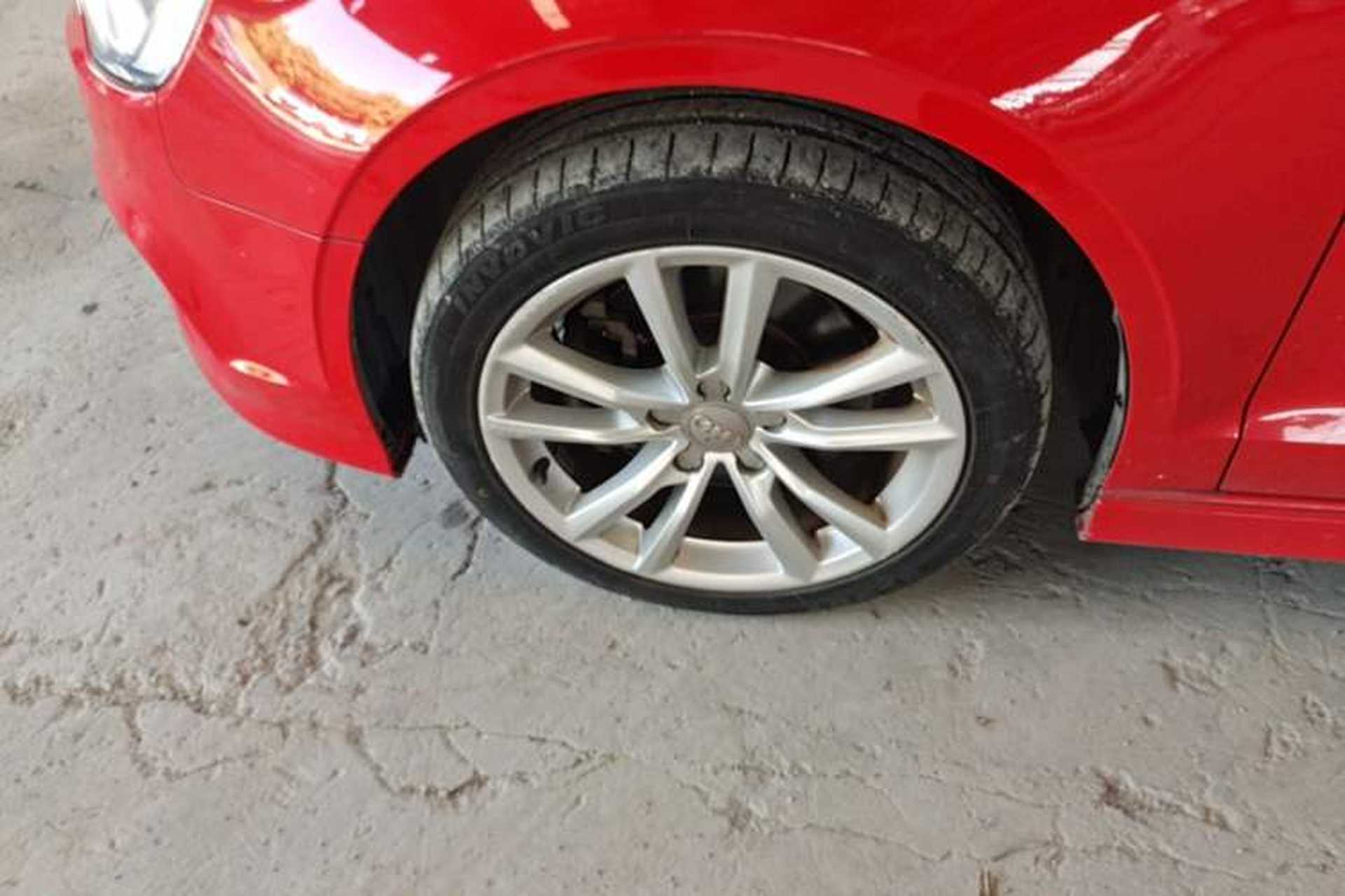Used Audi A3 2014 Limousine 40 TFSI S line Comfort Model Left Front Wheel Hub
