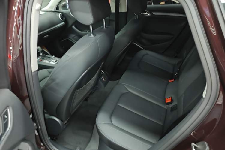 Used Audi A3 2014 Limousine 40 TFSI S line Luxury Model Left Rear Seat