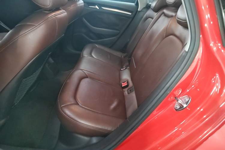 Used Audi A3 2014 Limousine 35 TFSI Automatic Fashion Model Left Rear Seat