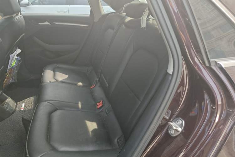 Used Audi A3 2014 Limousine 35 TFSI Automatic Fashion Model Left Rear Seat