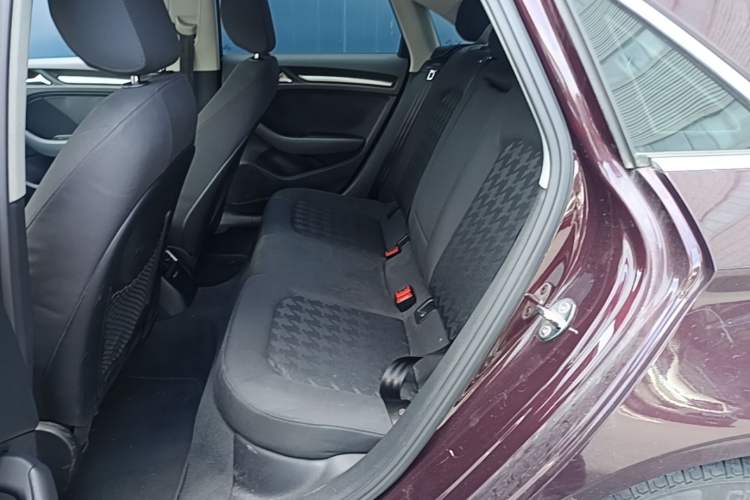 Used Audi A3 2014 Limousine 35 TFSI Automatic Fashion Model Left Rear Seat