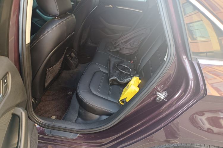 Used Audi A3 2014 Limousine 35 TFSI Automatic Fashion Model Left Rear Seat