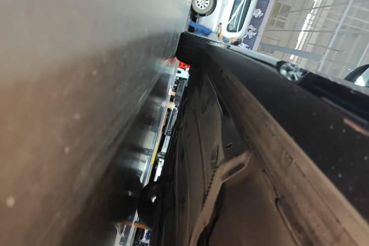 Used Audi A3 2014 Limousine 40 TFSI S line Luxury Model Left Side Sill