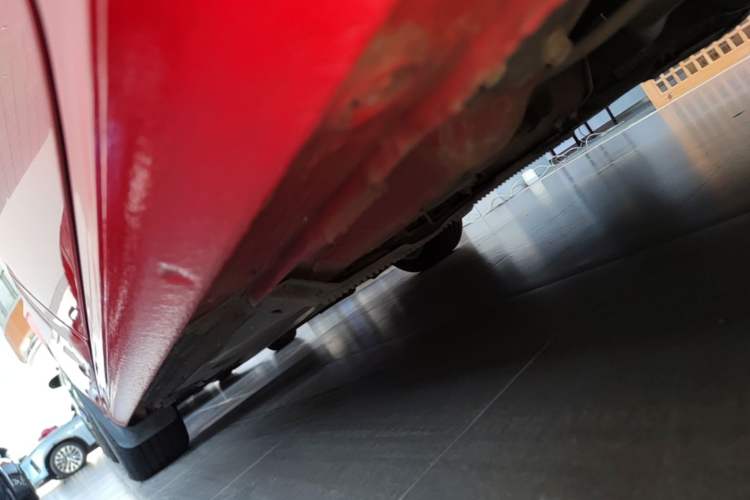 Used Audi A3 2014 Limousine 35 TFSI Automatic Advanced Model Left Side Sill