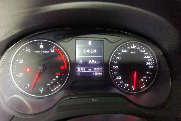 Used Audi A3 2014 Sportback 35 TFSI Automatic Comfort Model Odometer Close Up
