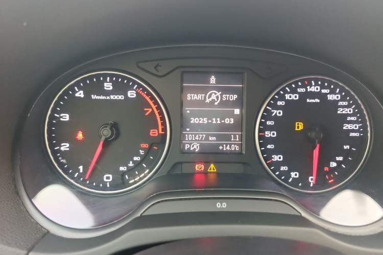 Used Audi A3 2014 Limousine 35 TFSI Automatic Advanced Model Odometer Close Up
