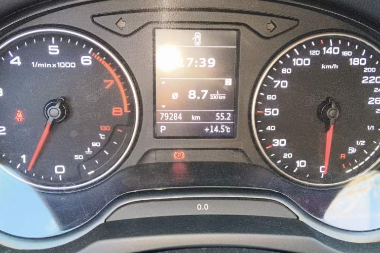 Used Audi A3 2014 Limousine 35 TFSI Automatic Advanced Model Odometer Close Up