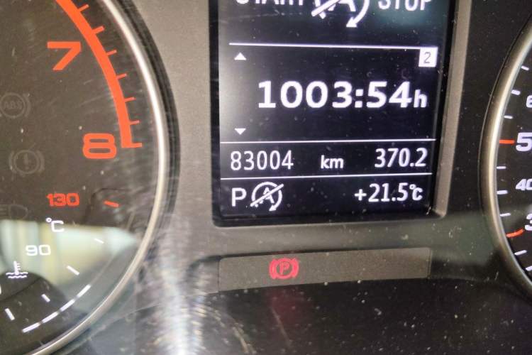 Used Audi A3 2014 Sportback 35 TFSI Automatic Comfort Model Odometer Close Up