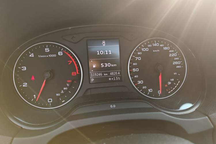 Used Audi A3 2014 Sportback 35 TFSI Automatic Style Edition Odometer Close Up