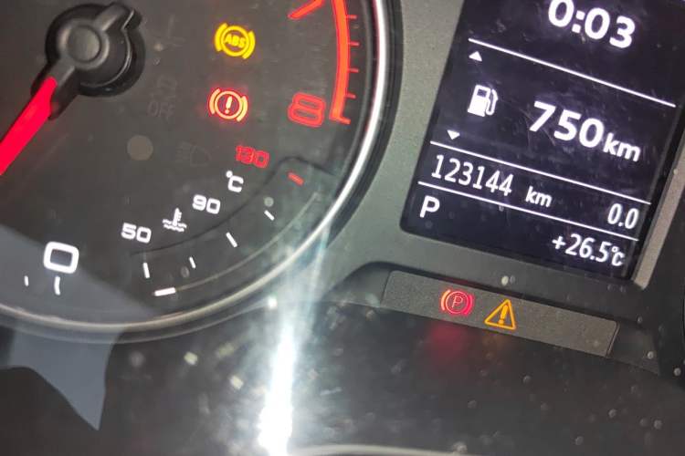 Used Audi A3 2014 Limousine 35 TFSI Automatic Comfort Model Odometer Close Up