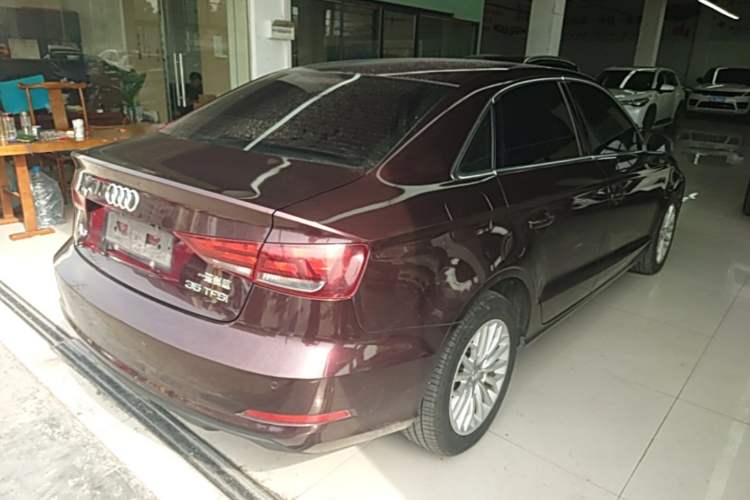 Used Audi A3 2014 Limousine 35 TFSI Automatic Advanced Model Rear Right 45 Deg