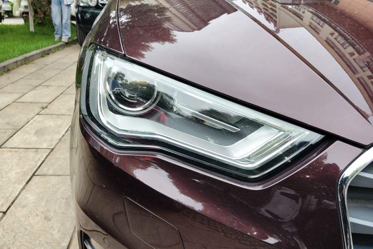 Used Audi A3 2014 Sportback 35 TFSI Automatic Comfort Model Right Front Headlight