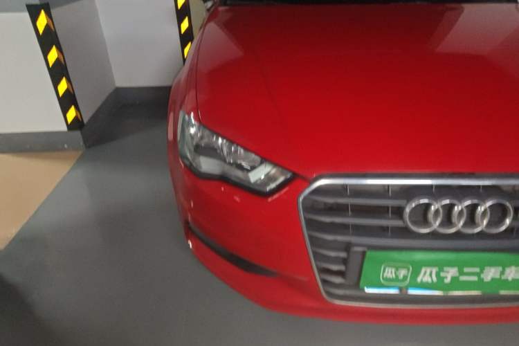 Used Audi A3 2014 Limousine 35 TFSI Automatic Advanced Model Right Front Headlight