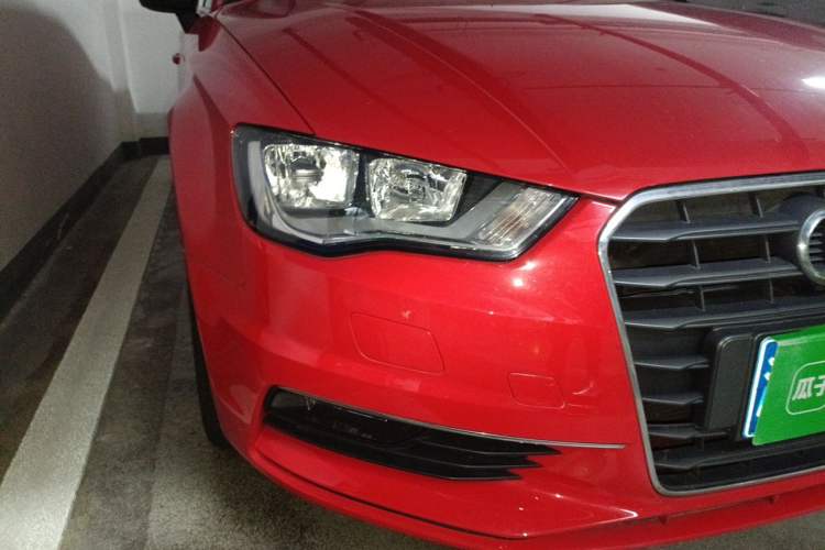 Used Audi A3 2014 Limousine 35 TFSI Automatic Advanced Model Right Front Headlight