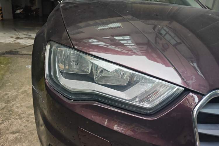 Used Audi A3 2014 Limousine 35 TFSI Automatic Advanced Model Right Front Headlight