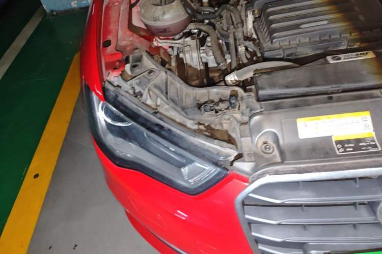 Used Audi A3 2014 Sportback 35 TFSI Automatic Comfort Model Right Front Headlight