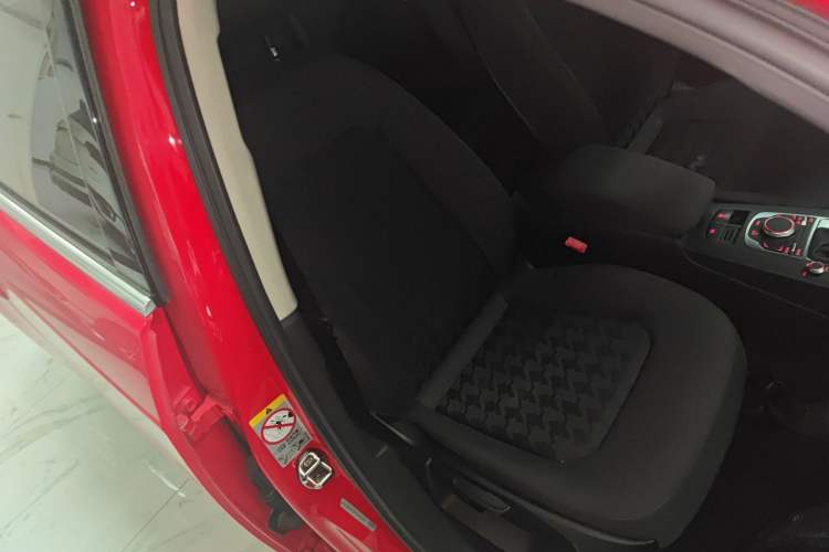 Used Audi A3 2014 Sportback 35 TFSI Automatic Ambition Edition Right Front Seat
