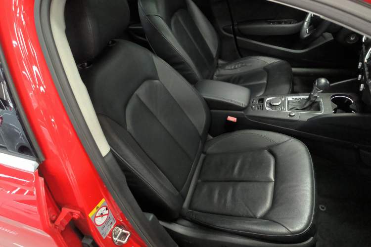 Used Audi A3 2014 Limousine 35 TFSI Automatic Comfort Model Right Front Seat