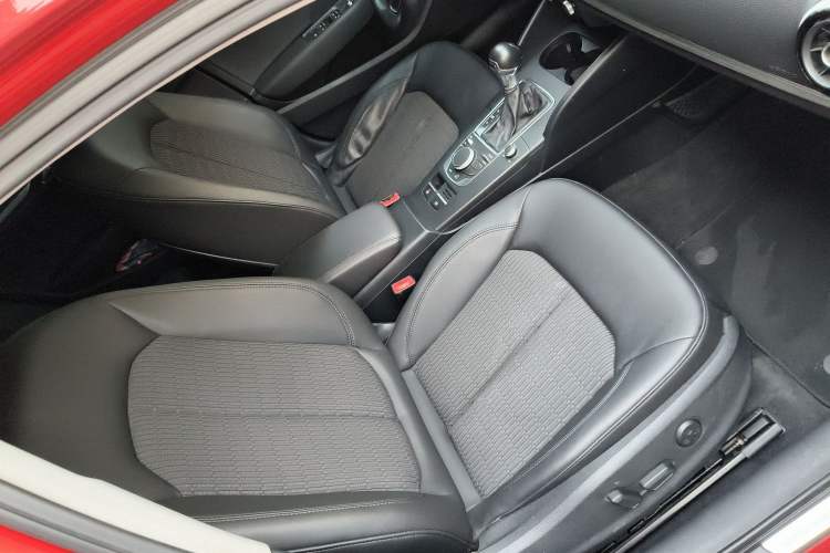 Used Audi A3 2014 Limousine 40 TFSI S line Comfort Model Right Front Seat