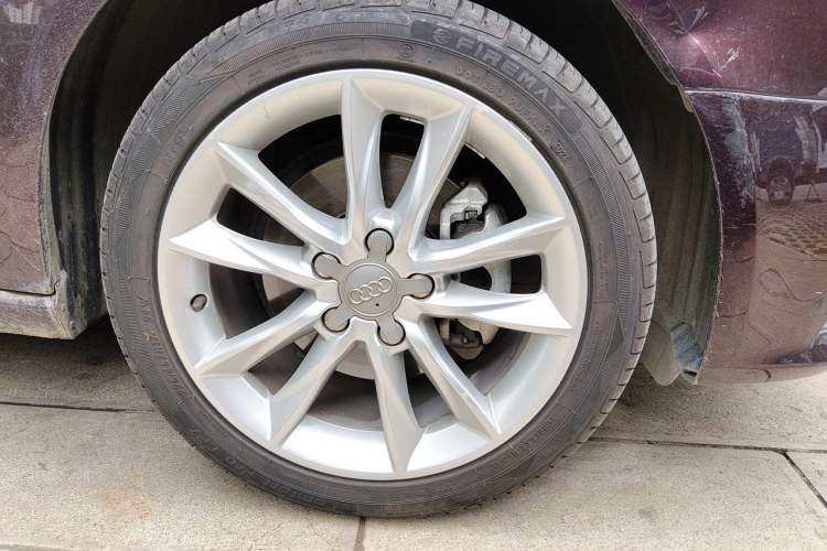 Used Audi A3 2014 Sportback 35 TFSI Automatic Comfort Model Right Front Wheel Hub
