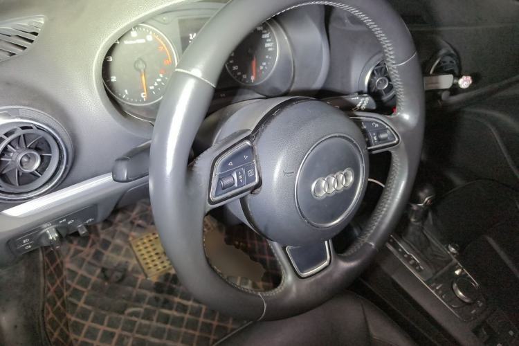 Used Audi A3 2014 Sportback 35 TFSI Automatic Comfort Model Steering Wheel