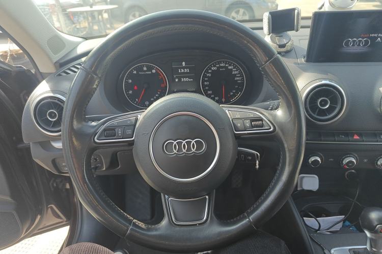 Used Audi A3 2014 Sportback 35 TFSI Automatic Style Edition Steering Wheel