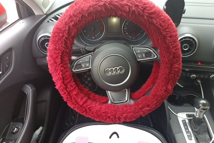 Used Audi A3 2014 Sportback 35 TFSI Automatic Comfort Model Steering Wheel