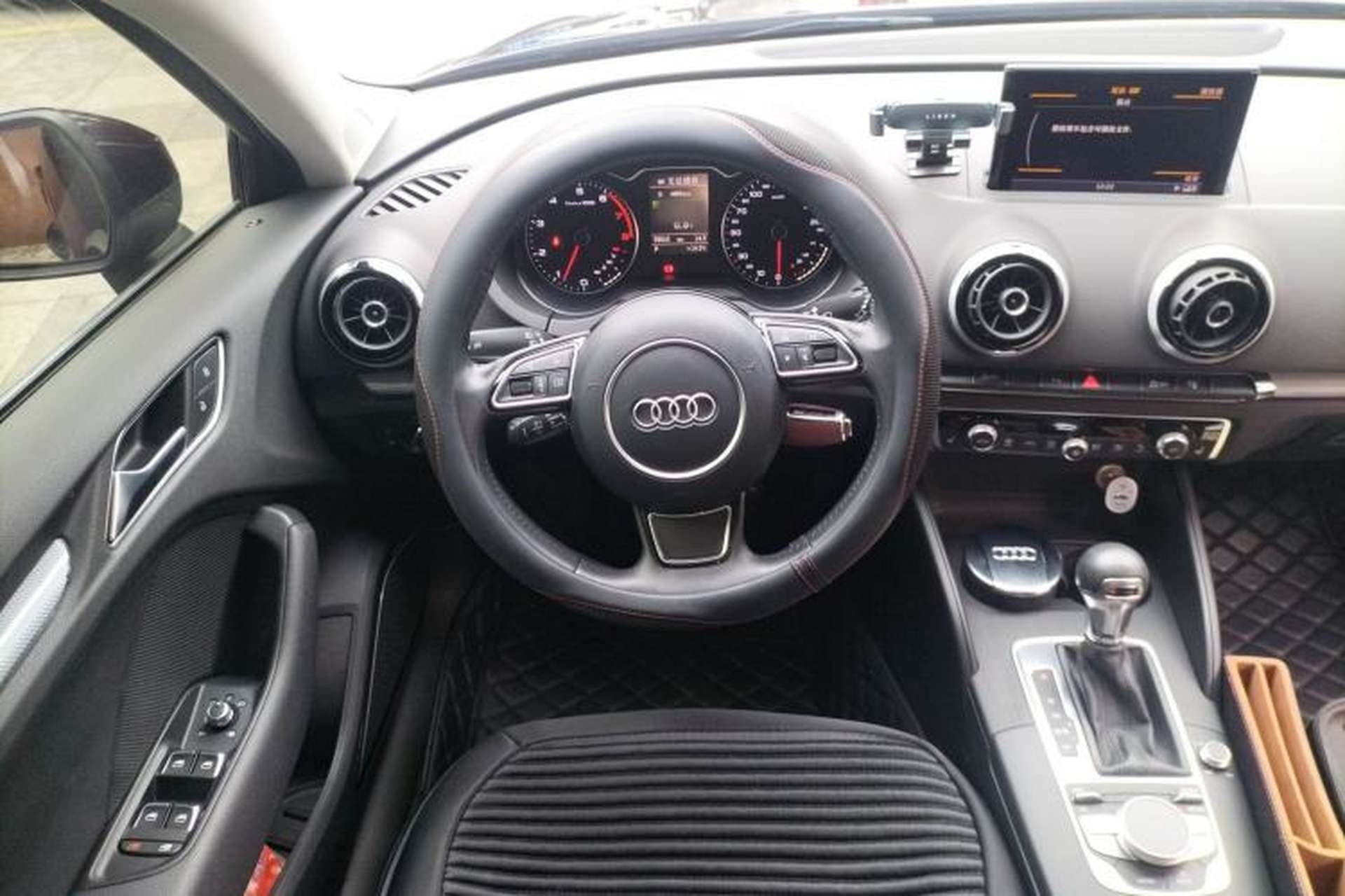 Used Audi A3 2014 Sportback 40 TFSI S line Luxury Model Steering Wheel