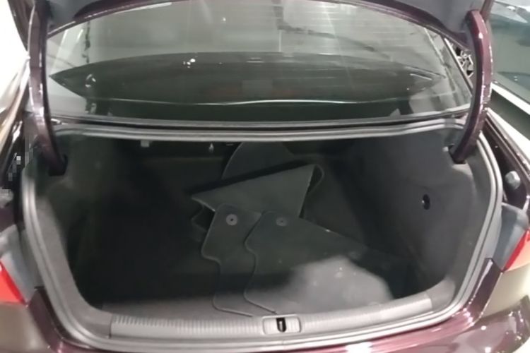 Used Audi A3 2014 Limousine 35 TFSI Automatic Comfort Model Trunk