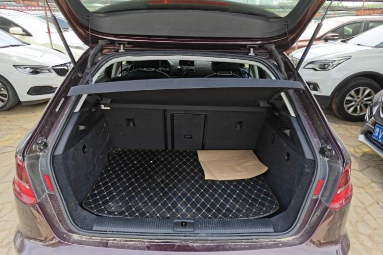 Used Audi A3 2014 Sportback 35 TFSI Automatic Ambition Edition Trunk