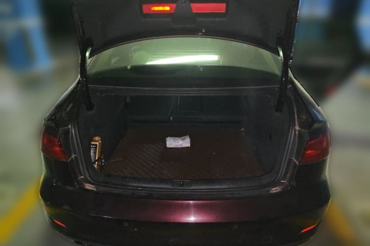 Used Audi A3 2014 Limousine 35 TFSI Automatic Comfort Model Trunk